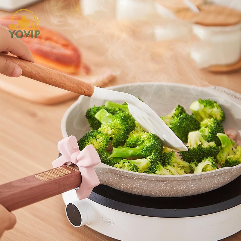 Giá đỡ thìa hình nơ silicon chống bỏng, dùng cho nồi, kẹp silicon VN