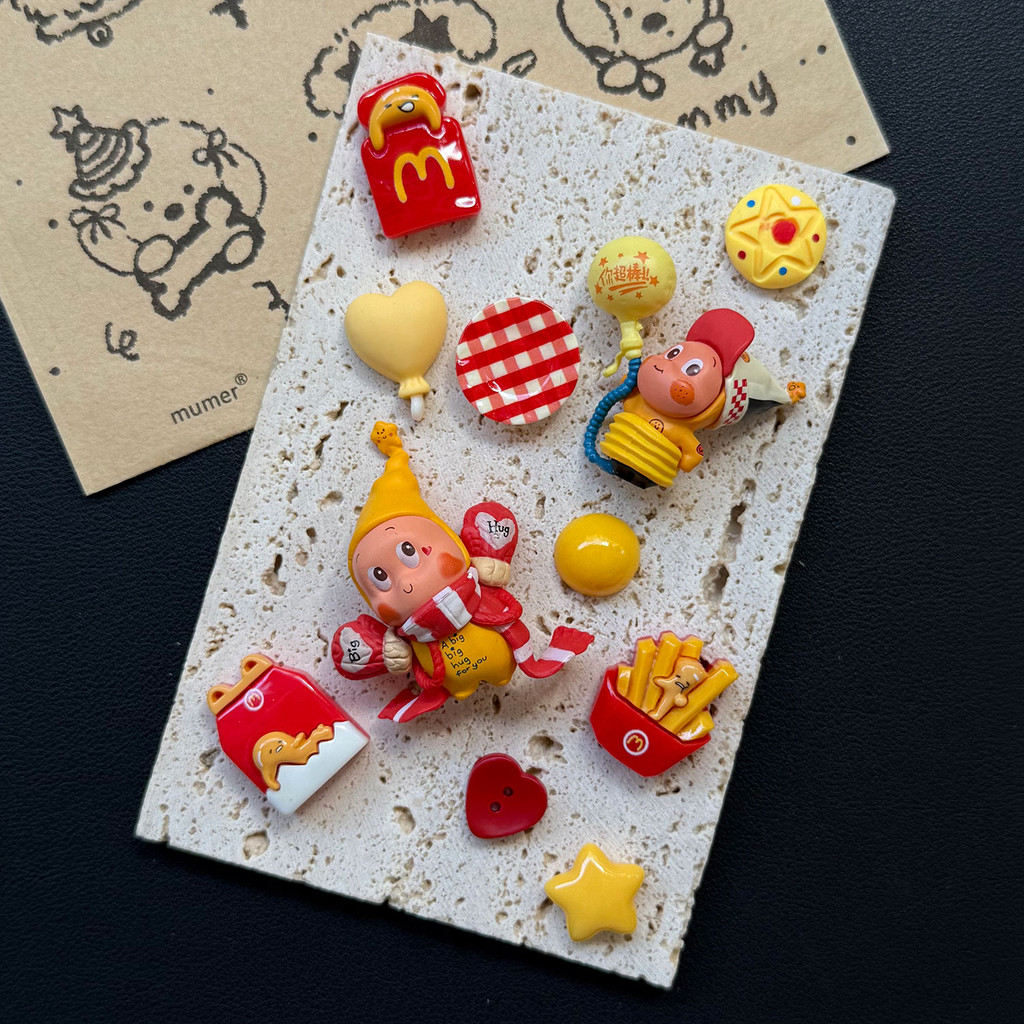POP MART Phụ kiện lỗ giày jibbitz hình Starman, khóa tháo rời, phù hợp cá sấu, dùng cho nhiều loại giày