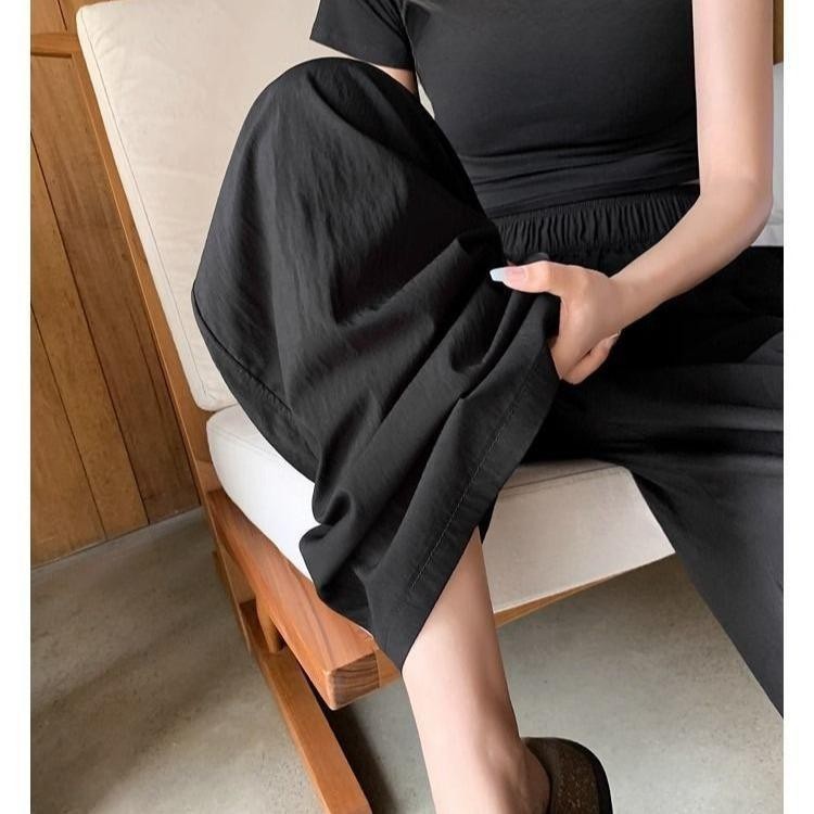 Quần Dài Nữ Ống Rộng Nhăn Cạp Cao Chất Dù Gió Nhăn Siêu Hack Dáng -Q055 Nhung Women Pants Thun Voi Ong Đen