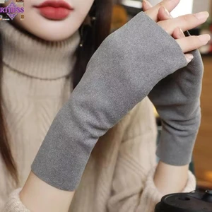 Găng Tay Không Ngón và Nữa Ngón Nhung Mềm, Phù Hợp Cho Mùa Đông và Sử Dụng Màn Hình Cảm Ứng