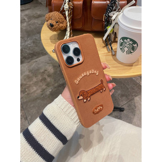Dễ Thương Sang Trọng Dachshund Nâu Flannel Dây Đeo Cổ Tay Ốp Lưng Điện Thoại iPhone 17Promax 16 15 14 13 Pro Max Nữ Vỏ Di Động