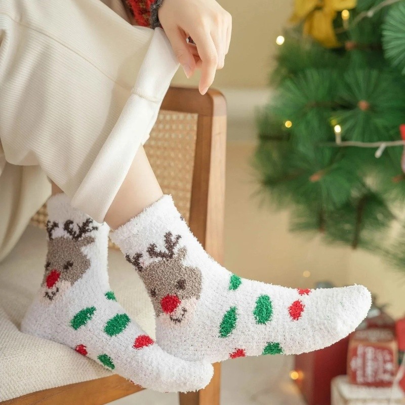 Tất Giáng Sinh Nữ Dài San Hô Nhung Bông Tuyết Ấm Áp Sàn Dày Tất Ngủ
