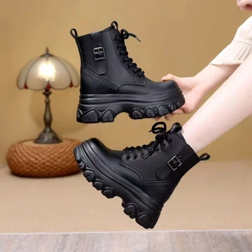 [Lishangfang] Giày bốt ống giữa Giày bốt hiệp sĩ Giày bốt dài Giày cao gót đế dày 2024 Giày bốt nhỏ Martin Thu Đông Giày bốt nữ Tăng chiều cao bên trong Da thật Giày bốt ngắn đế dà