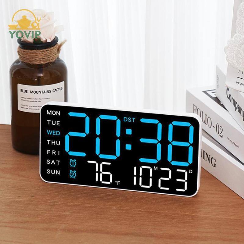 YOVIP Đồng hồ treo tường kỹ thuật số lớn Ngày tuần Hiển thị nhiệt độ Bàn điều khiển bằng giọng nói Đồng hồ báo thức LED Độ sáng Có thể điều chỉnh Đồng hồ 12 / 24H VN