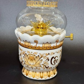 Đèn dầu sứ hoa sen vàng phúc Lộc thọ ( giá 1 cây) denxoay