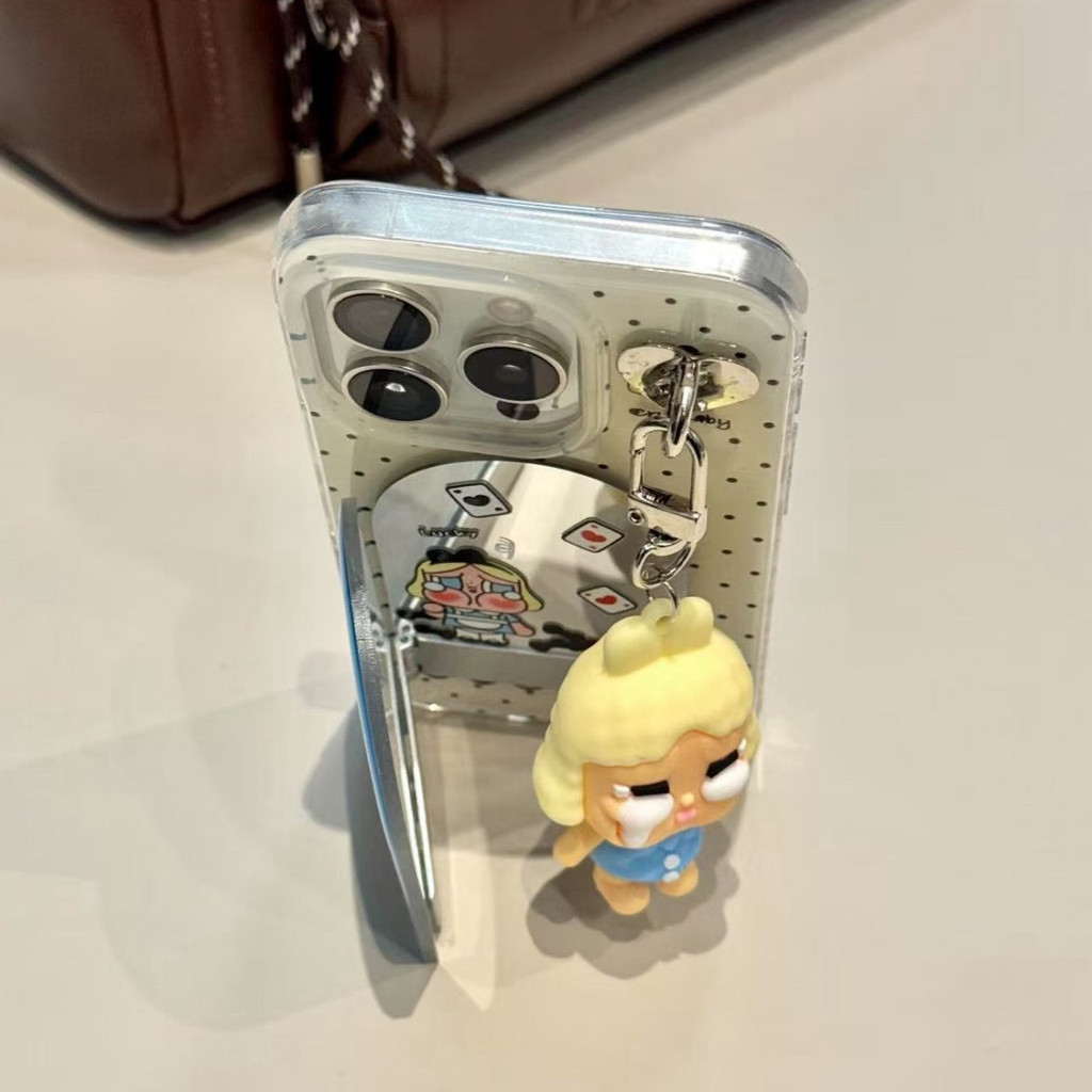 ✨Spot】[Búp bê Mặt dây Búp bê khóc+Giá đỡ gương+Vỏ điện thoại] ốp lưng Iphone16 Promax/15 Pro/14 Plus