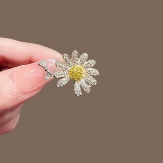MAUROPOLI [Sẵn Sàng] Kẹp Hoa Cúc Kim Cương Giả Sang Trọng Ánh Sáng Cao Cấp Nữ Đầu Lưng Thời Trang Kẹp Tóc Nửa Tie Phong Cách Mới Đầu Kẹp Tóc Phù Hợp