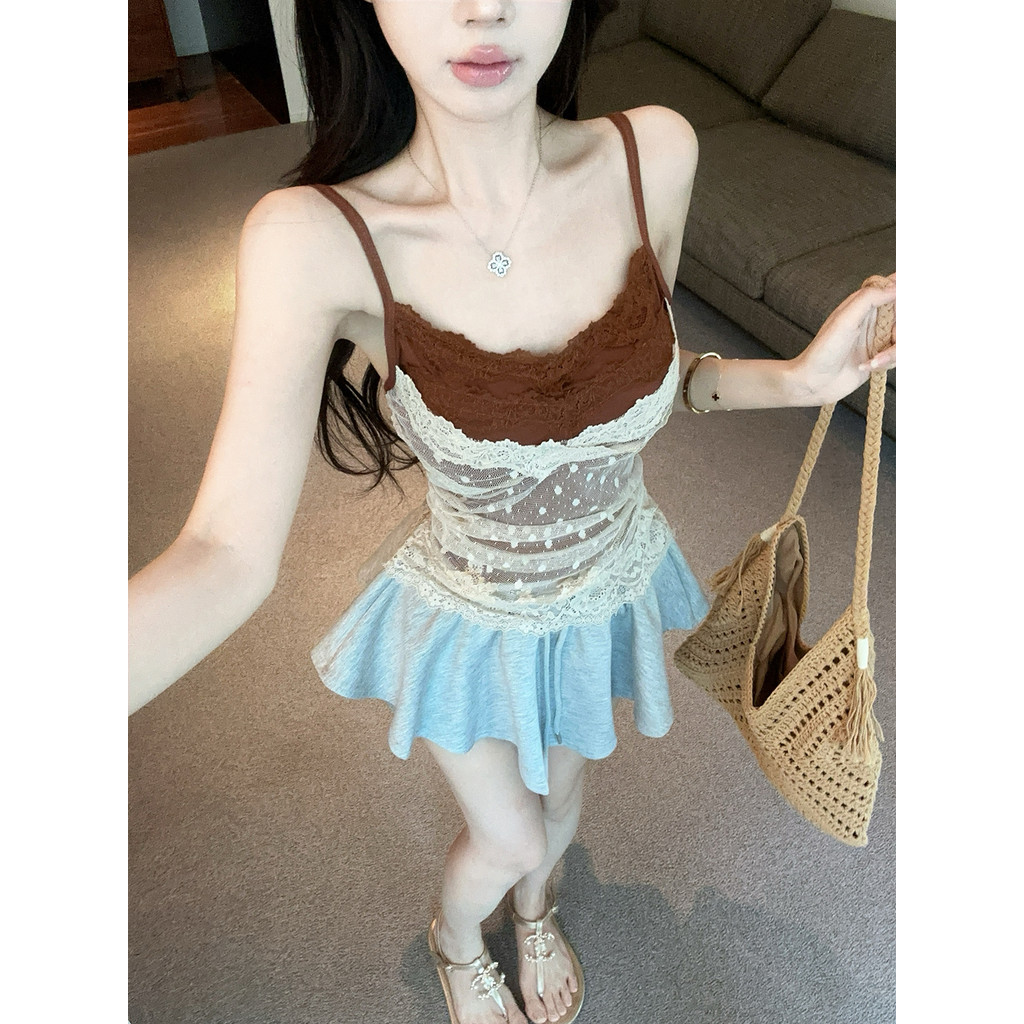 Gạc chấm bi hai mảnh giả và dây đeo ren