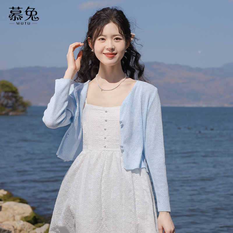Mutu Pháp Xanh Mỏng Dệt Kim Cardigan Nữ Mùa Hè 2026 Phong Cách Mới Bên Ngoài Dài Tay Cổ Tròn Chống Nắng Áo Khoác Top