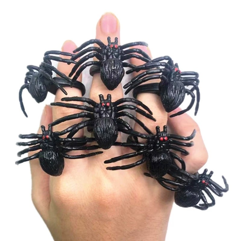 Nhẫn Mini Nhện Đen bằng Nhựa cho Trang Trí Halloween