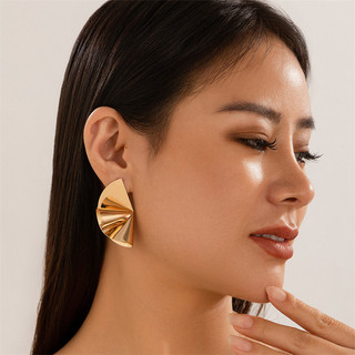 1 đôi bông tai nữ hợp thời trang phong cách Âu Mỹ với bông tai kim loại hình quạt gấp đôi