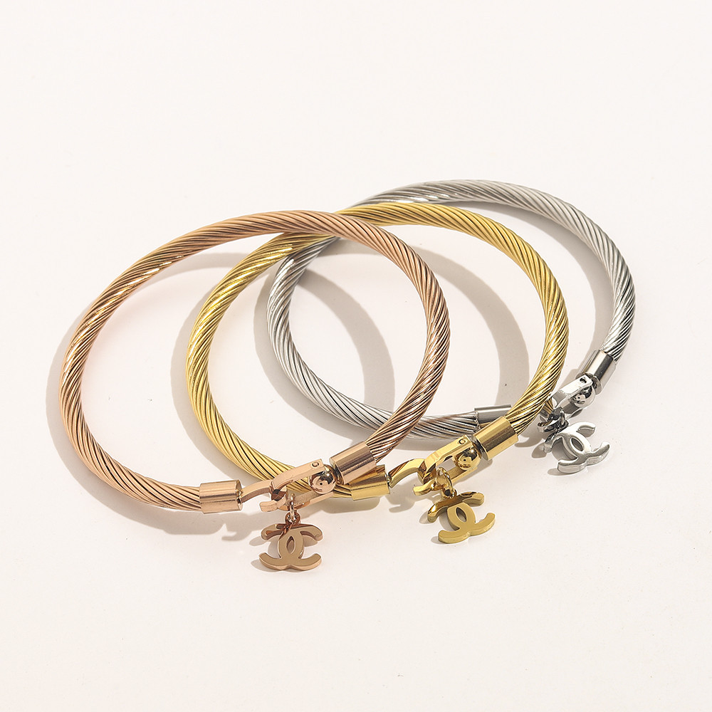 Vòng tay thông thường Vòng tay tinh tế Rỗng Monogram Chữ Logo Vòng tay ...
