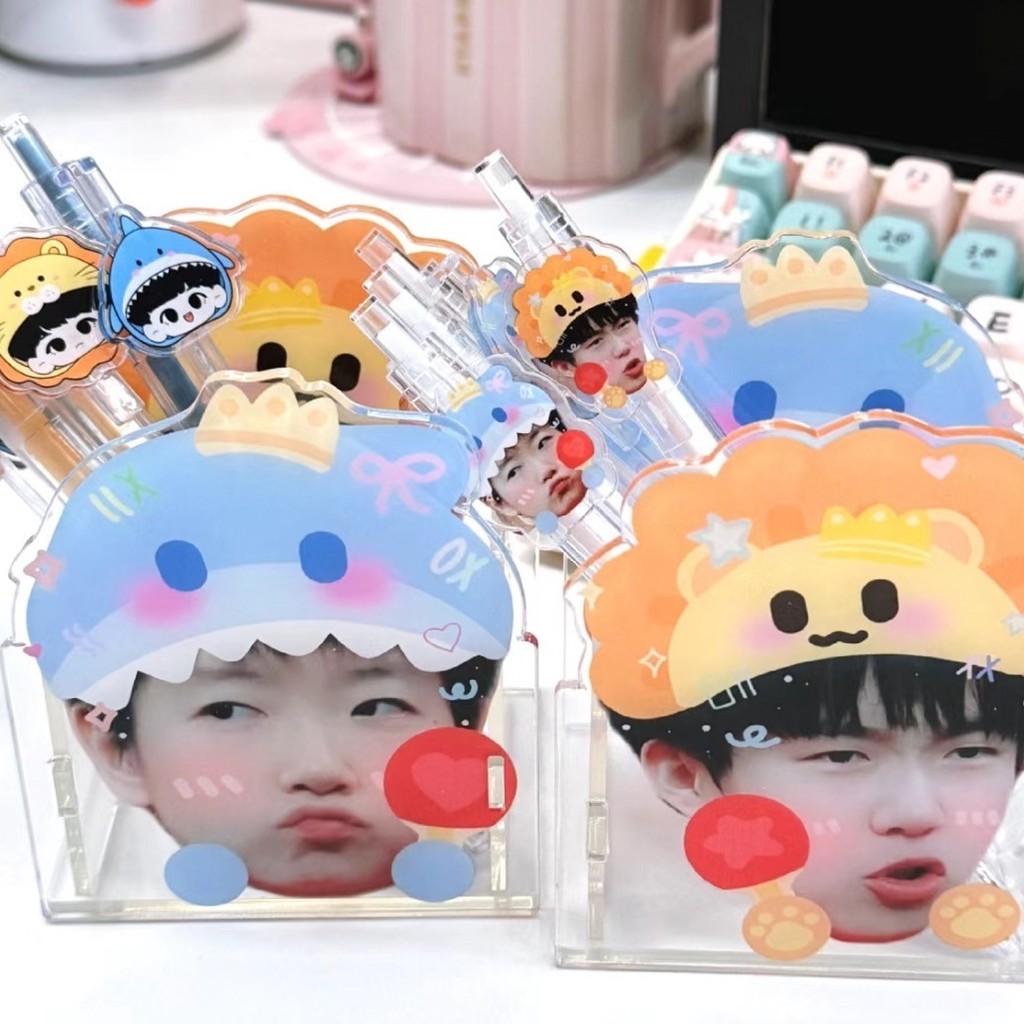 ✨Sản phẩm mới✨Phong Cách Mới Shatou Sun Yingsha Wang Chuqin Bút Acrylic Để Bàn Đồ Trang Trí Giá Trị Cao Gửi Bạn Bè✨Sự kiện✨