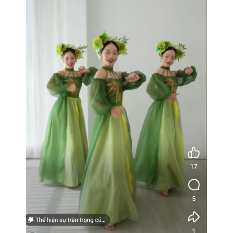 Vấn xinh dùng để biểu diễn văn nghệ được thiết kế phù hợp cho các loại váy cổ trang hiện đại đươc đính hoa rất xinh