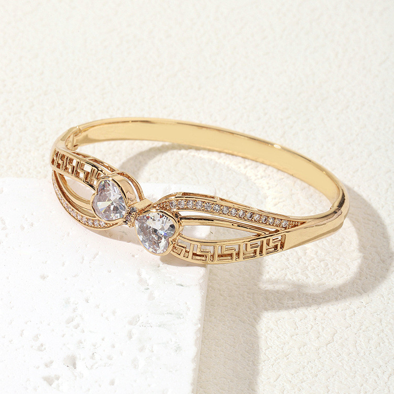 Vòng tay zircon kẻ sọc mạ điện hợp kim - Phong cách mới từ châu Âu và Mỹ, sang trọng và độc đáo