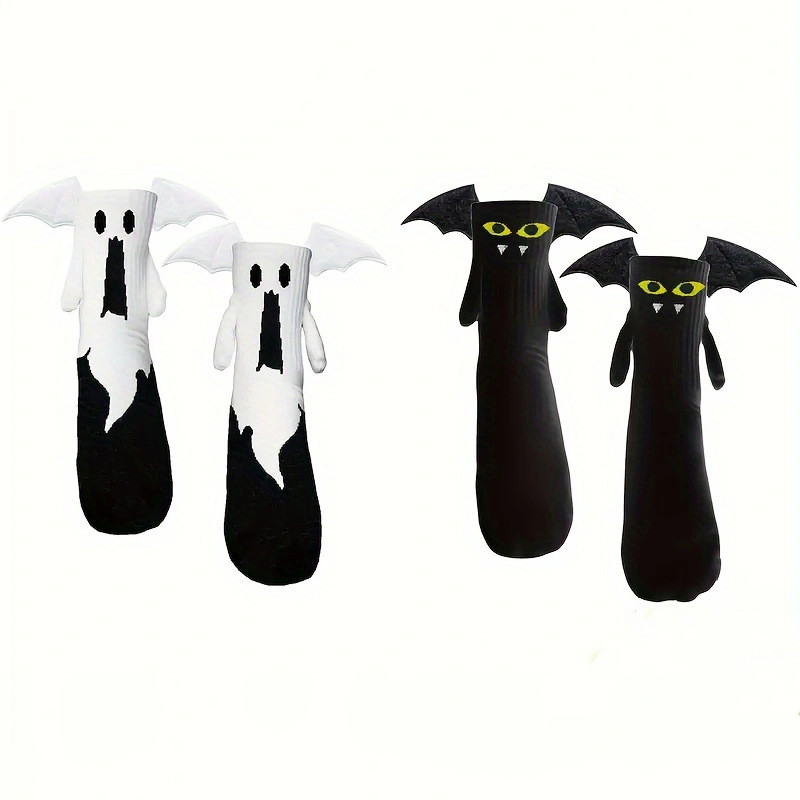Vớ đen trắng Halloween hình đầu lâu nam châm - Quà tặng độc đáo cho cặp đôi