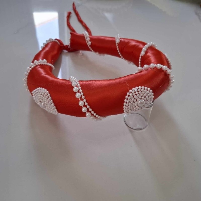 Vấn (mấn) đính hạt trai siêu xinh dùng để làm phụ kiện biểu diễn văn nghê chụp hình cô dâu, kết hợp váy hiện đại rất hợp