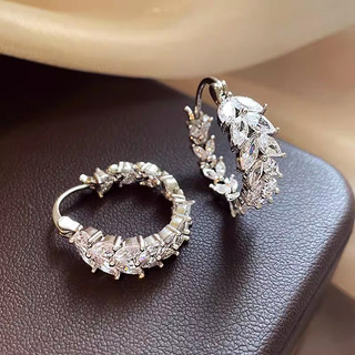 Bông tai zircon bạc S925, quà tặng đẹp dành cho nữ sinh viên