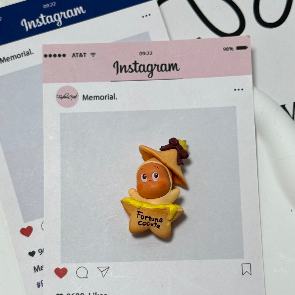 Pop Mart Starman Series Dễ Thương Hạt Khóa Giày Thích Hợp Cho crocs Giày Lỗ Hoa Phụ Kiện Giày Lỗ Quà Tặng Cao Cấp Có Thể Tháo Rời ins