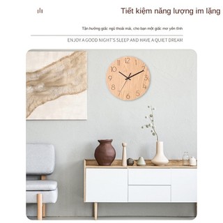 Trang trí nội thất Bắc Âu Đồng hồ đơn giản Rỗng phong cách Nhật Bản Đồng hồ treo tường bằng gỗ kỹ thuật số Phòng khách Đồng hồ thời trang sáng tạo