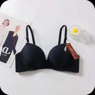 Đồ lót liền mạch tập hợp đơn giản mượt mà không có vòng thép, áo ngực đeo vai có thể tháo rời, áo ngực màu trơn thoải mái
