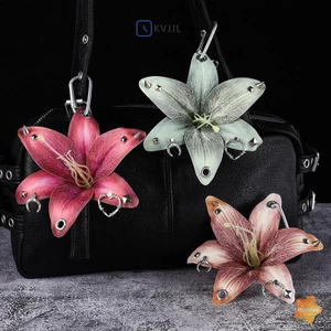 Sáng Tạo Lily Mô Phỏng Hoa Móc Khóa Mặt Dây Chuyền Ba Lô Trang Trí Phụ Kiện Quà Tặng Mới