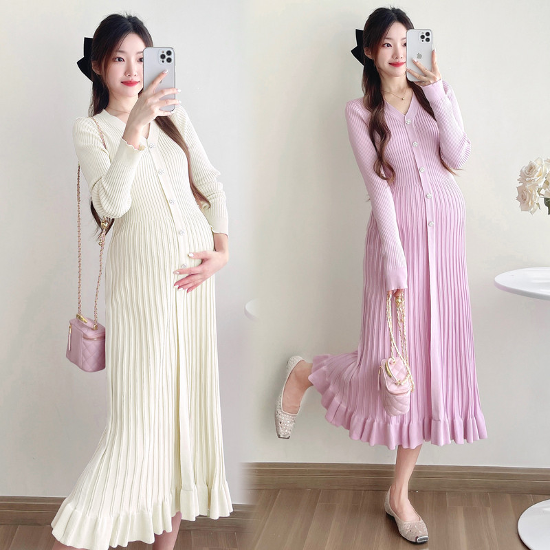 Trang phục bà bầu Thu Đông 2024 Thời trang Cổ chữ V xếp li Đan bà bầu Slimer Nhìn bà bầu