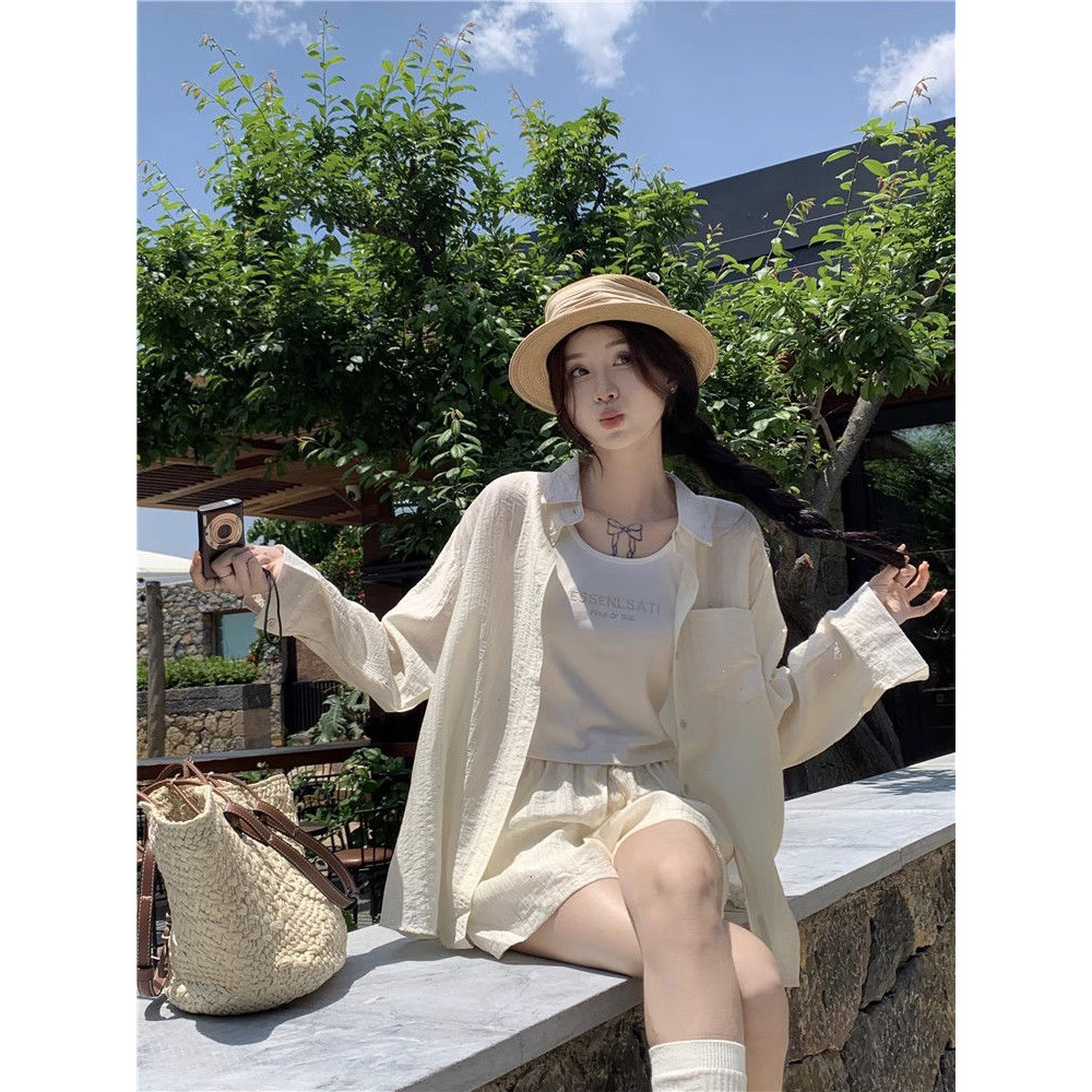 [Yu]Set hè nữ năng động, áo sơ mi dài tay chống nắng, quần short ống rộng dễ phối, thoải mái.