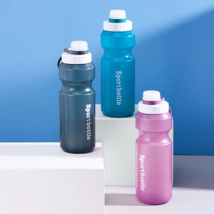 Bình nước thể thao ngoài trời PP màu trơn dung tích lớn 750ML, Bình nước cầm tay cầm tay, Bình nước PP chịu nhiệt độ cao