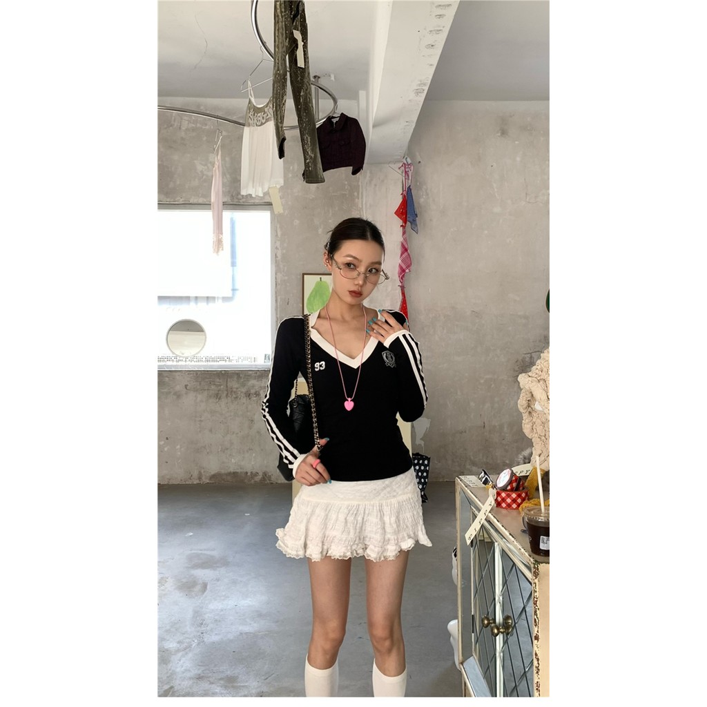 Kii Wii Mùa Thu Mới Nữ Phiên Bản Hàn Quốc Màu Sắc Tương Phản Cổ Chữ V In Hình Retro Slim Fit Áo Thun Dài Tay 240828 | BigBuy360 - bigbuy360.vn