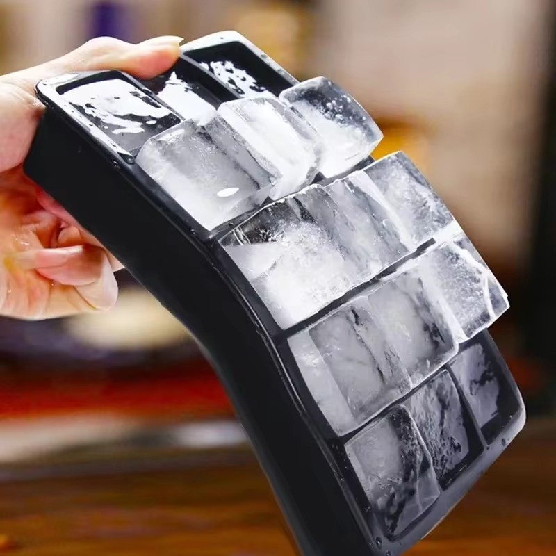 Khay làm đá viên lớn bằng silicon có nắp / Máy làm bóng đá có thể tái sử dụng / Khuôn làm đá vuông khổng lồ