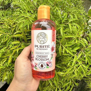 Combo 5 món du lịch gồm: 1 Sữa tắm 250ml + 2 Rửa mặt 40g (Hàng khuyến mãi) + 2 dung dịch vệ sinh 60ml (Hàng khuyến mãi)