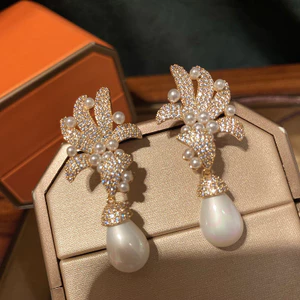 Bông tai tinh tế hình tua rua ngọc trai sang trọng Zircon mới