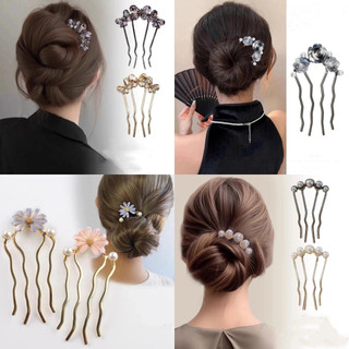 Lược bốn răng ngọc trai hồng đỏ, phong cách cổ điển