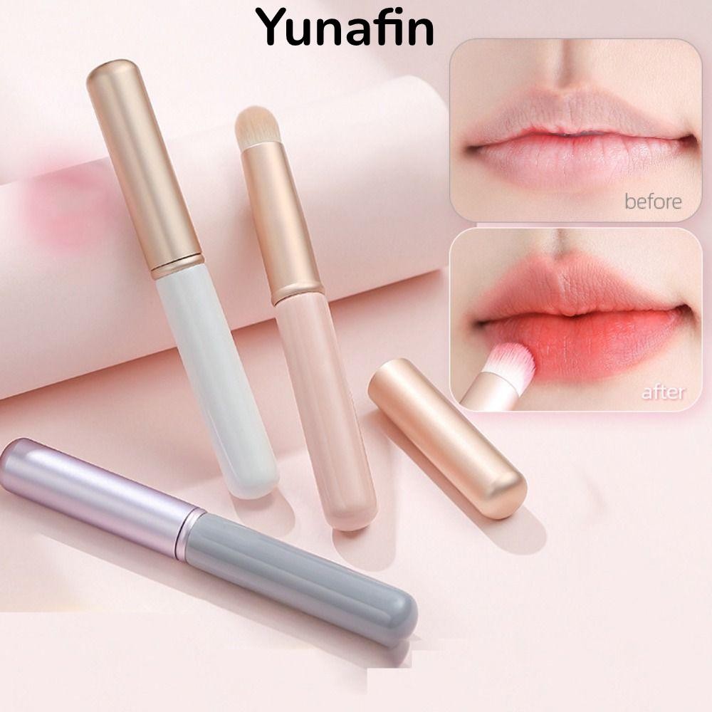YUNAFIN Cọ Môi, Dụng Cụ Trang Điểm Son Môi Mini 3 Màu, Phụ Kiện Môi Tiện Lợi Có Nắp Che Khuyết Điểm Cọ Mờ Nữ Làm Đẹp