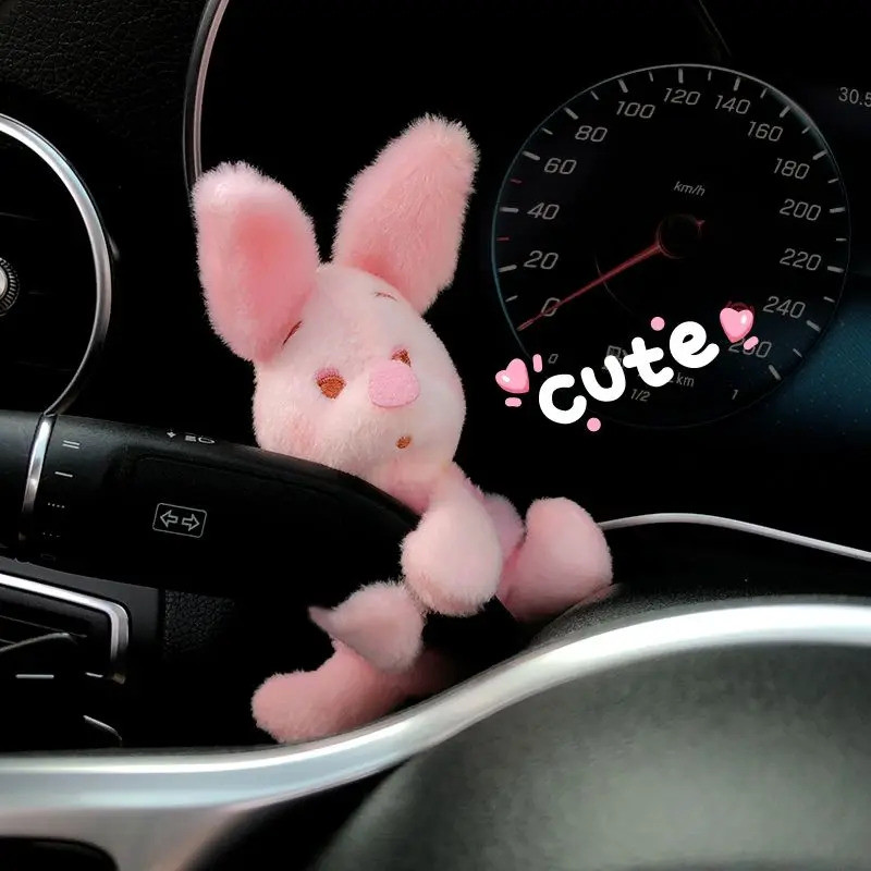 Kawaii Pig Sang Trọng Búp Bê Xe Kính Chắn Gió Khăn Lau Trang Trí Dễ Thương Phụ Kiện Xe Hơi Trang Trí Bàn Làm Việc Nhà Quà Tặng Sáng Tạo Cho Nữ Đáng Yêu Động Vật Trang Trí