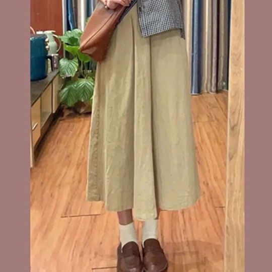 [Yu]Thiết kế áo sơ mi kẻ sọc cổ lật, chân váy nửa eo cao, phong cách retro Pháp, trẻ trung.