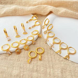 Trang sức thời trang với thiết kế đuôi cá bằng vàng và zircon xanh dương - Bộ sưu tập cá nhân