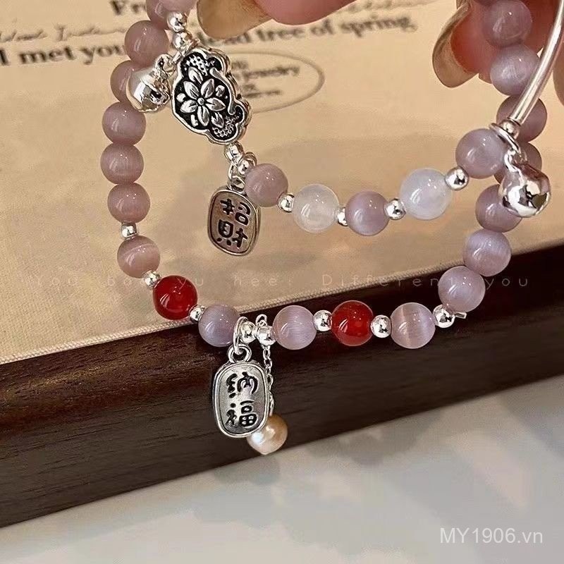 Vòng tay nữ đính cườm màu hồng nhẹ nhàng, phong cách sang trọng, thiết kế đơn giản