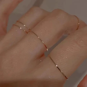 Nhẫn Nữ Siêu Mịn Đơn Giản Thời Trang Độc Đáo Hợp Thời Trang Thép Không Gỉ Đồng Bằng Nhẫn Ánh Sáng Sang Trọng