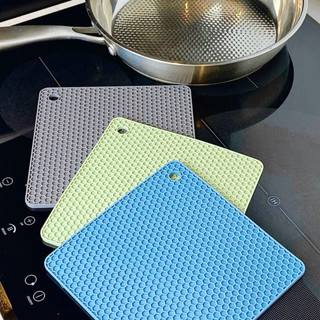 Miếng lót silicon cách nhiệt cao cấp, tấm lót chống xước bếp chịu nhiệt tới 200 độ C dễ dàng vệ sinh