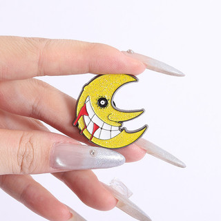 Balo kim loại pin họa tiết Soul Eater Nhật Bản, thổ cẩm kinh dị mặt trăng - quà tặng bạn bè