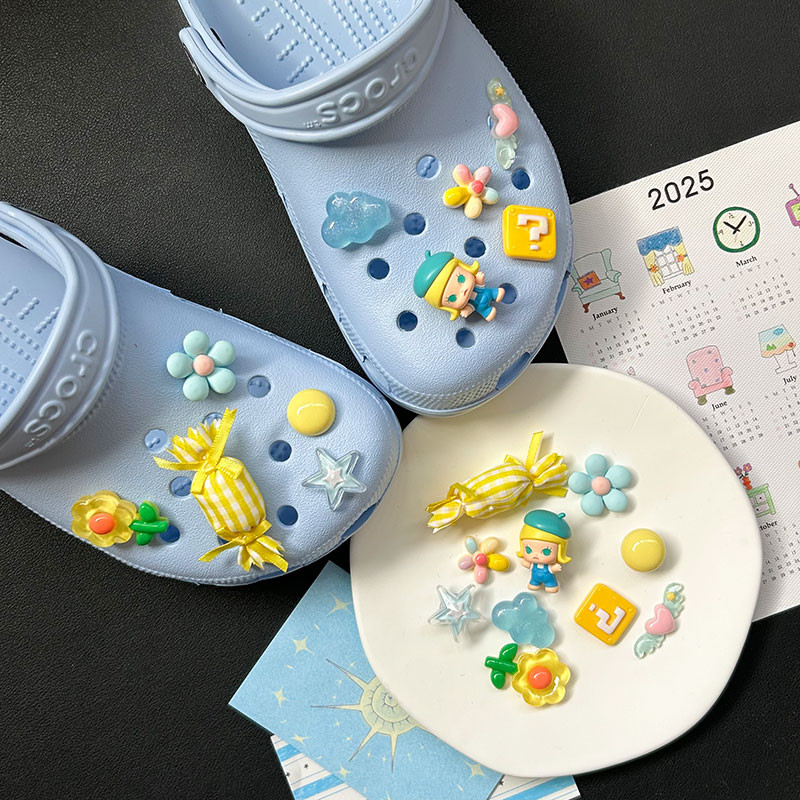 POP MART molly Phụ Kiện Giày DIY Trong Suốt, Trang Trí Giày Thích Hợp Cho CROCS, Có Thể Tháo Rời, Phong Cách Ins
