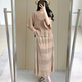 Miyake Pleat Top & Váy, Thiết Kế Ôm Body Sweet, Phù Hợp Phong Cách Mới Cho Nữ Mùa Hè