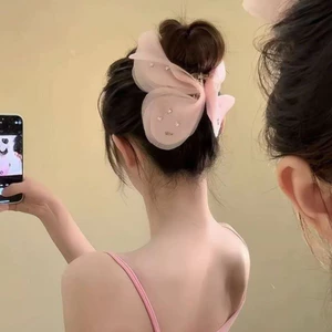 Kẹp càng cua hình bướm Vải voan cao cấp óng ánh phong cách Hàn Quốc dịu dàng thanh lịch và sang trọng