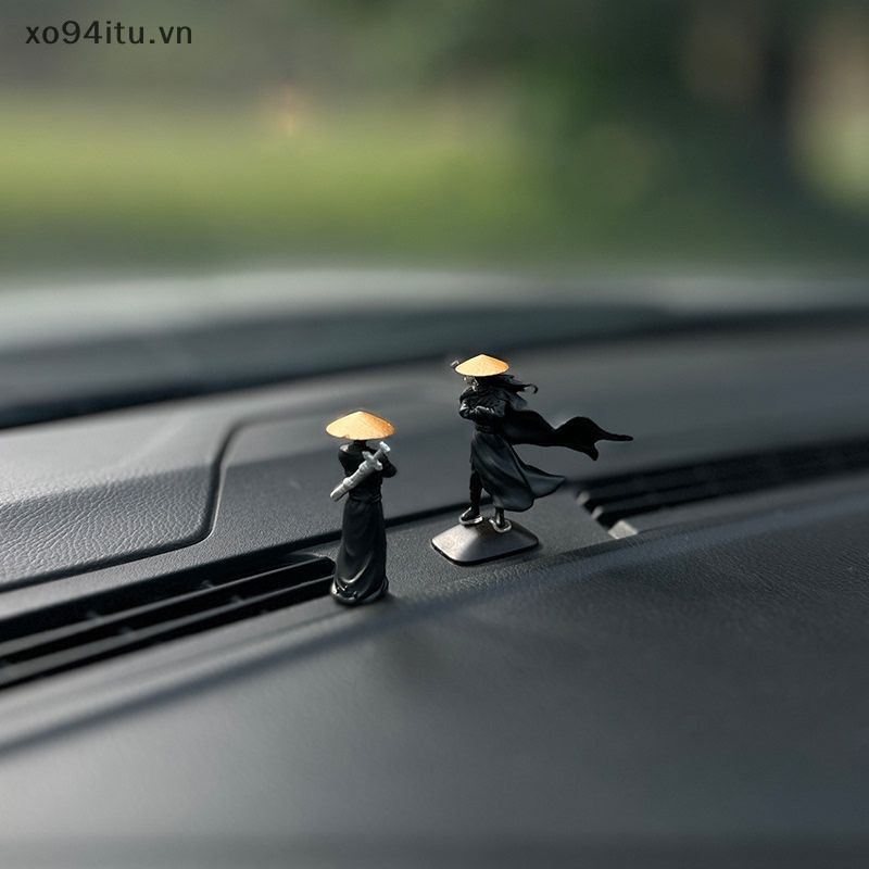 Xoitu Phụ Kiện Nội Thất Ô Tô Búp Bê Jianghu Knight Màn Hình Máy Tính Để Bàn Đồ Trang Trí Cổ Hiệp Sĩ Điều Khiển Trung Tâm Xe sman VN
