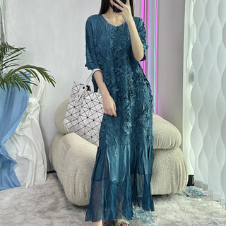 Miyake Xếp Ly Cao Cấp Công Nghiệp Nặng Thêu Nổi Đầm Cổ Tròn Rời Kích Thước Lớn Giữa Chiều Dài S