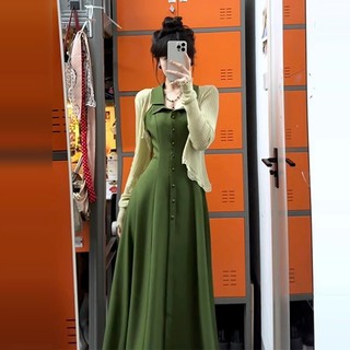 đầm dài nữ halter cạp cao a line xanh lá cổ điển 2026 xuân