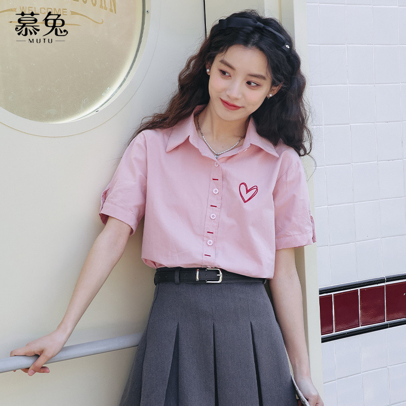 Mutu Cổ Áo polo Nhỏ Preppy Phong Cách Tình Yêu Thêu Top Nữ Mùa Hè 2026 Thiết Kế Phong Cách Mới Niche Tay Ngắn Rời Áo Sơ Mi Giảm Tuổi