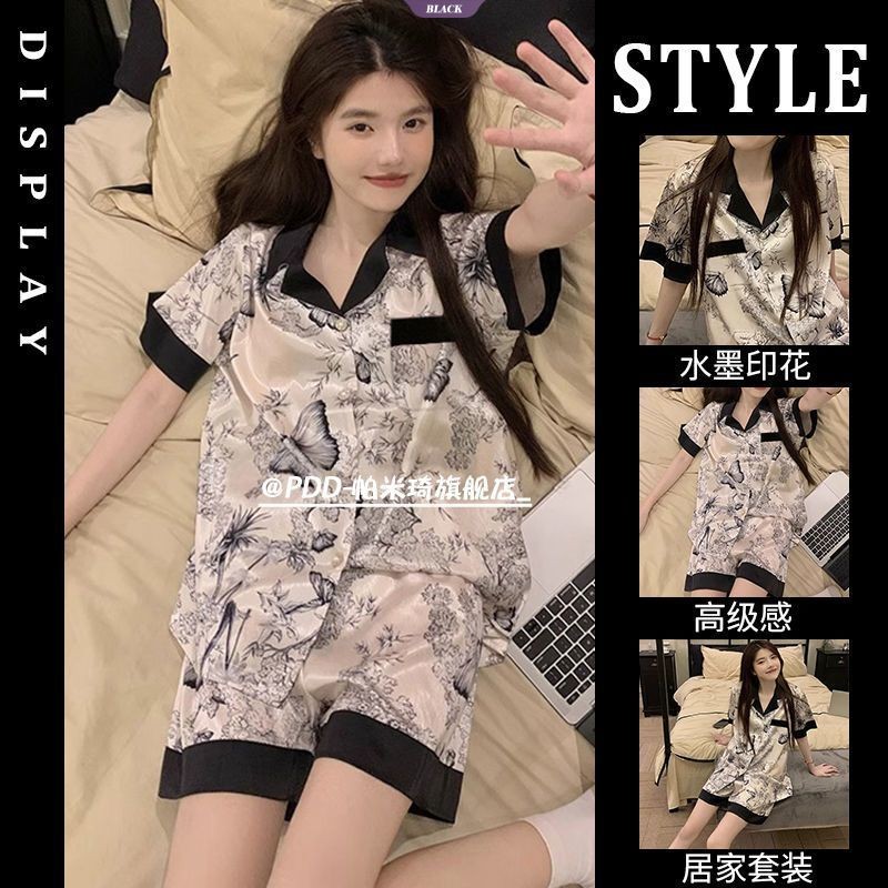 Bộ đồ ngủ Hello Kitty chấm bi mùa hè, băng lụa ngắn tay, quần short hoạt hình dành cho sinh viên nữ.